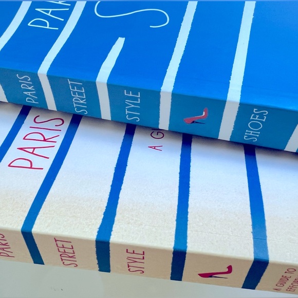 SET of 2 - Paris Street Style Books - Picture 3 of 4